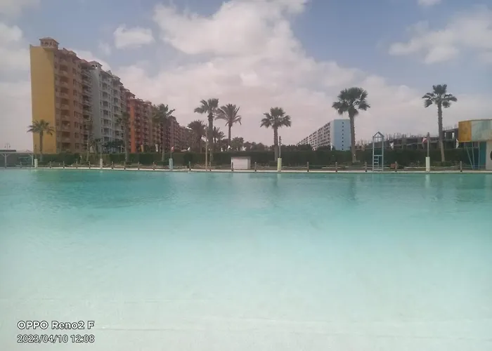 Two Bedrooms For Families Only Chalet Sia Lagoon Golf Porto Marina للعائلات فقط شاليه غرفتين كريستال لاجون جولف بورتو مارينا